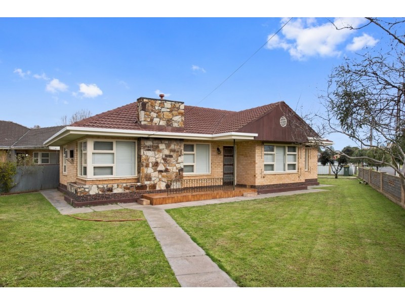 7 Hammond Road, Findon SA 5023