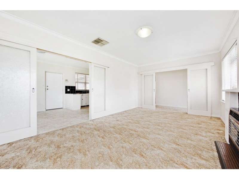 7 Hammond Road, Findon SA 5023