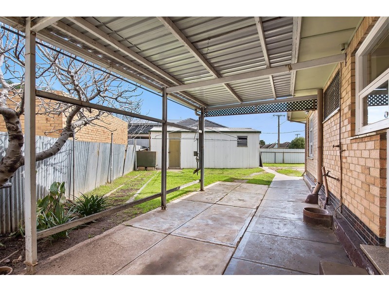 7 Hammond Road, Findon SA 5023