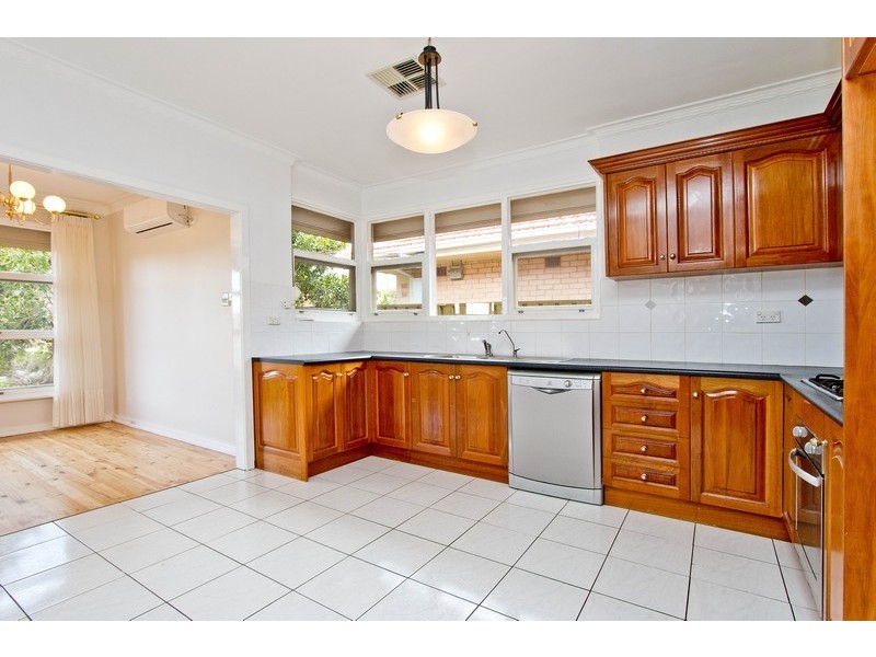 6 Rio Vista Avenue, West Beach SA 5024