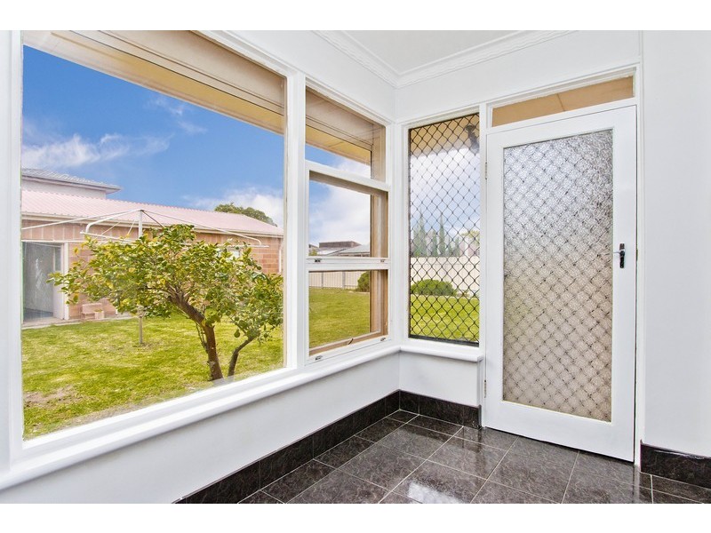 6 Rio Vista Avenue, West Beach SA 5024
