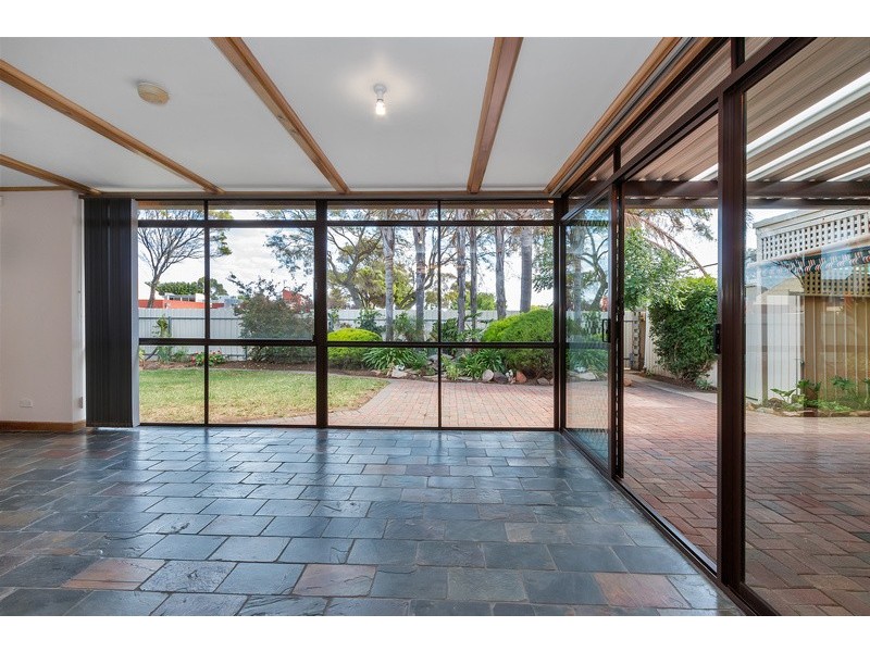 31 Chatswood Crescent, Kidman Park SA 5025