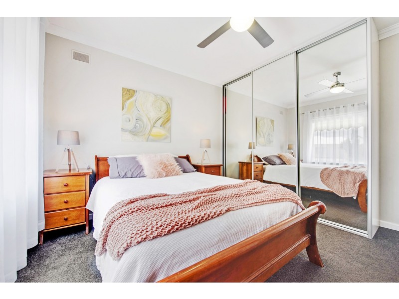 15 Golfers Avenue, Seaton SA 5023