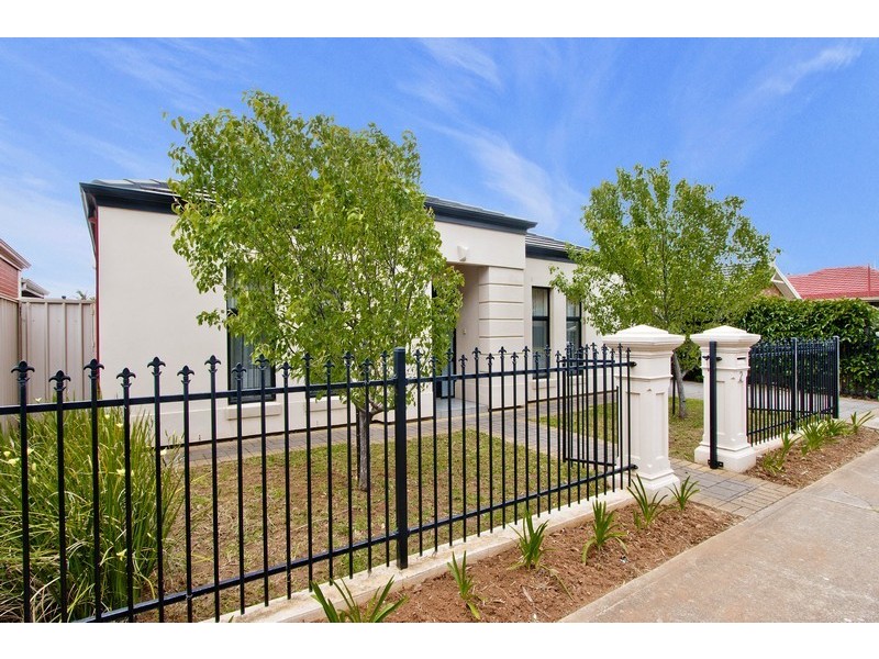 2 Alma Terrace, Seaton SA 5023