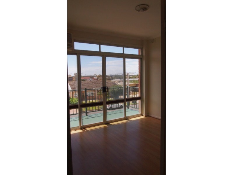 4/17 Chetwynd Street, West Beach SA 5024
