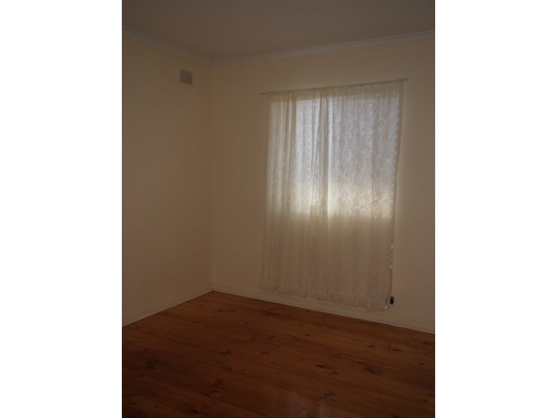 22 Lincoln Avenue, Fulham Gardens SA 5024