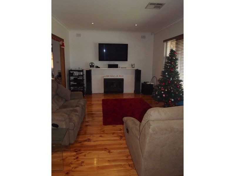 17 Van Dieman Street, Flinders Park SA 5025