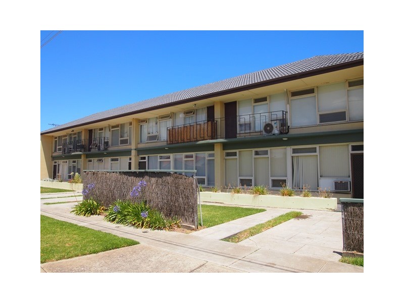 2/71 Henley Beach Road, Henley Beach South SA 5022