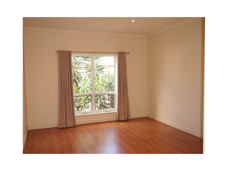 4/4 Green Avenue, Brompton SA 5007