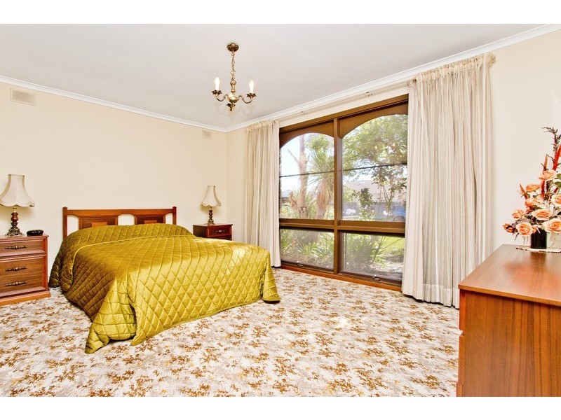 16 Stokes Crescent, Kidman Park SA 5025