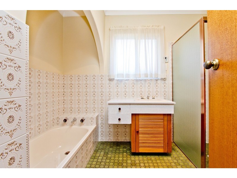 16 Stokes Crescent, Kidman Park SA 5025