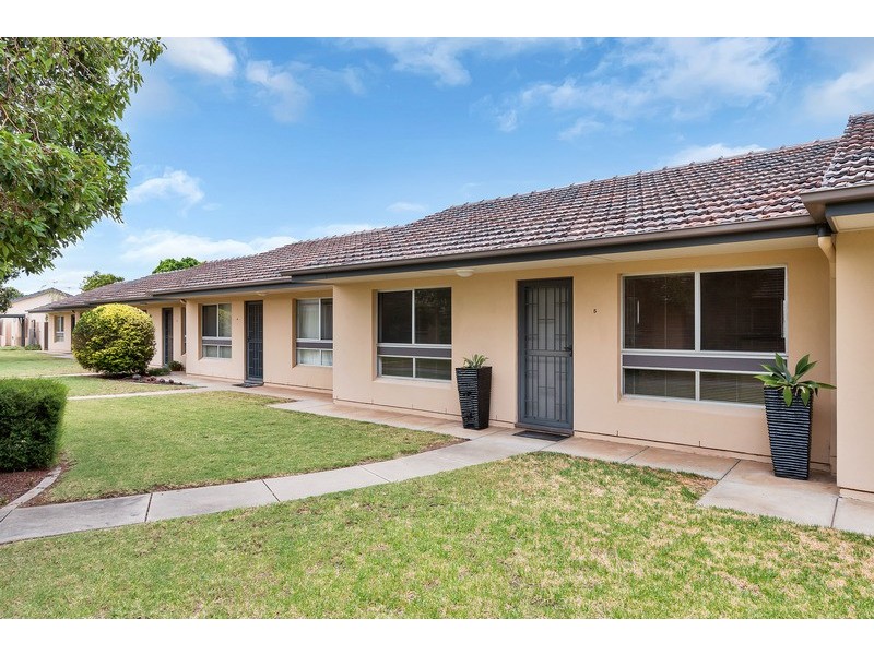 5/2 Bach Crescent, Seaton SA 5023