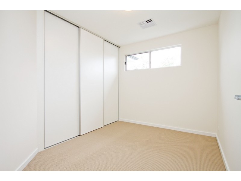 1/3 Dineen Place, West Beach SA 5024