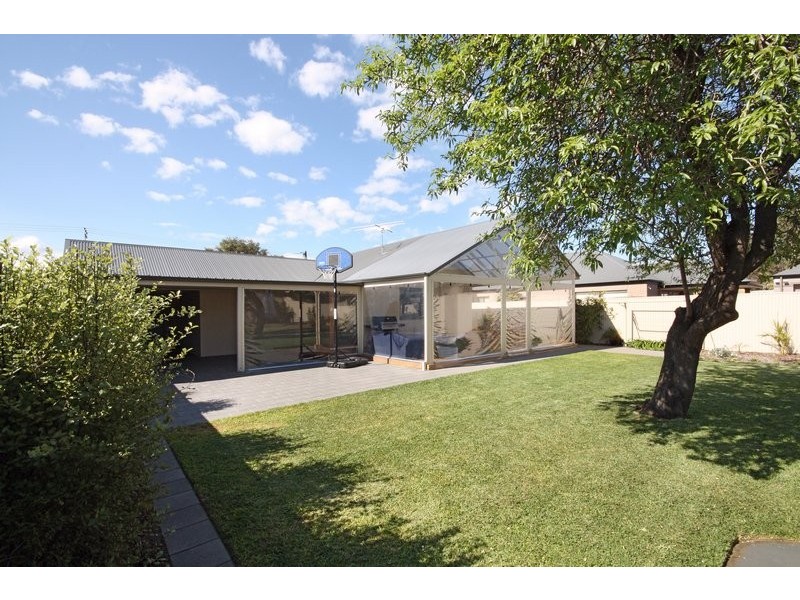 31 Davis Street, West Beach SA 5024