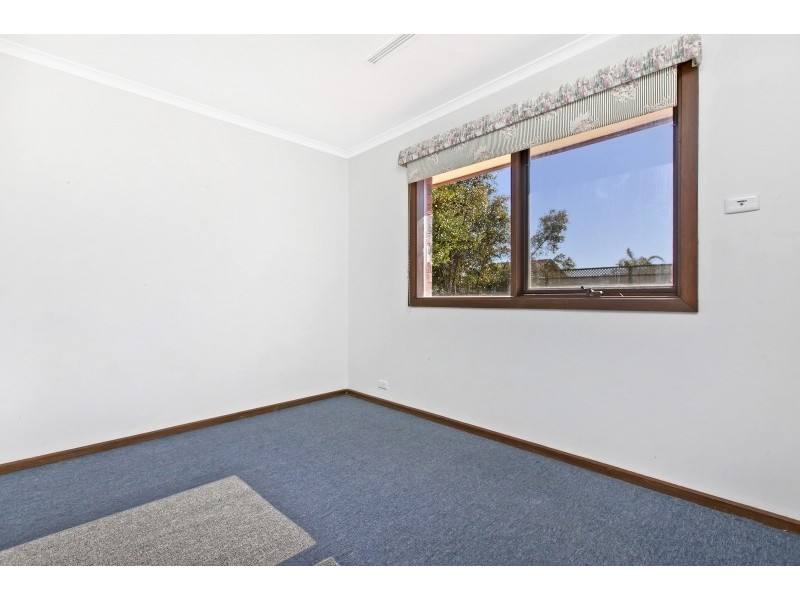 32 Sims Crescent, West Lakes SA 5021