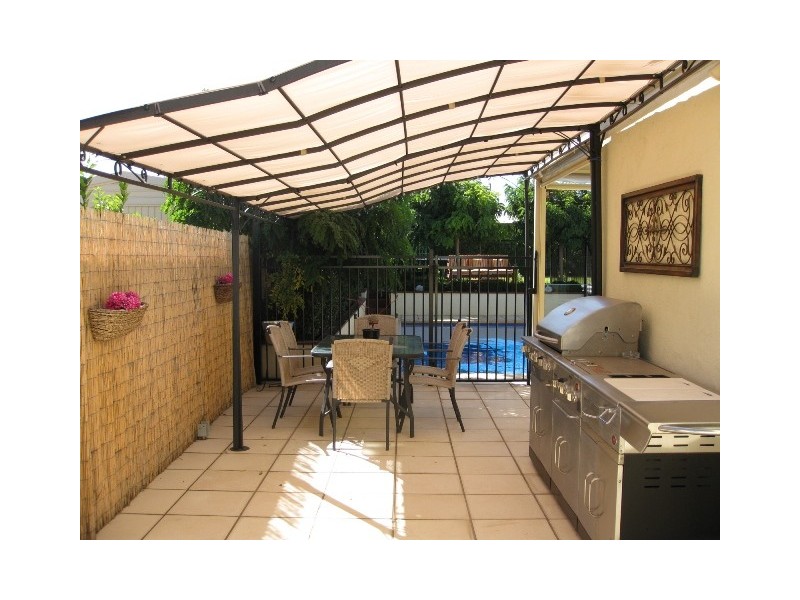 15 Dundee Avenue, Seaton SA 5023