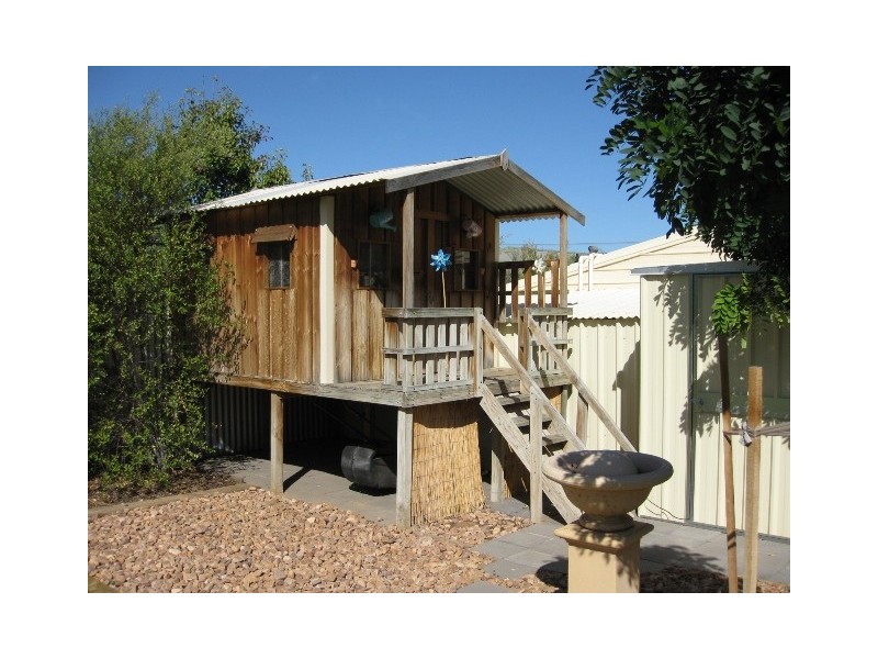 15 Dundee Avenue, Seaton SA 5023