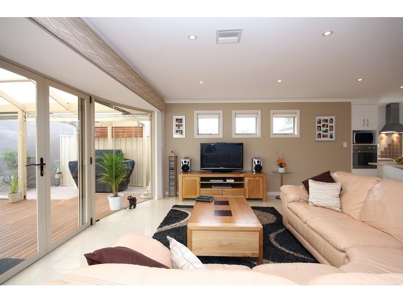 22 Matthew Street, Grange SA 5022