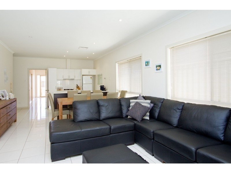 14 Drummond Avenue, Findon SA 5023