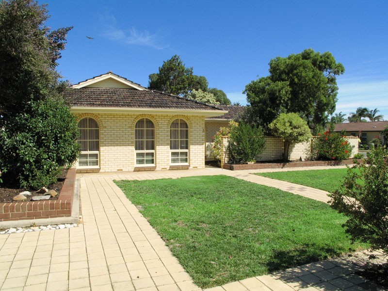 3 Cannes Avenue, Grange SA 5022
