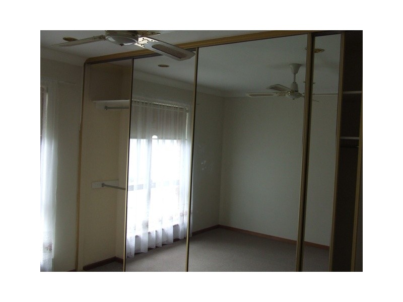 2/16 Seaton Tce, Seaton SA 5023