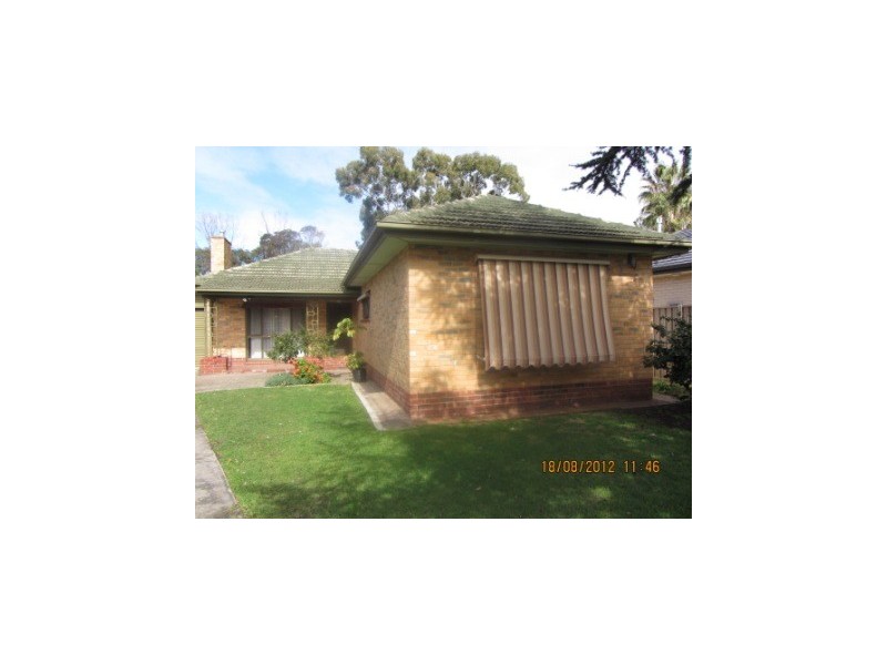 113 HALSEY RD, Henley Beach South SA 5022