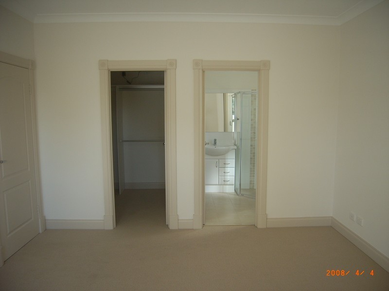 2/18 Third Avenue, Seaton SA 5023