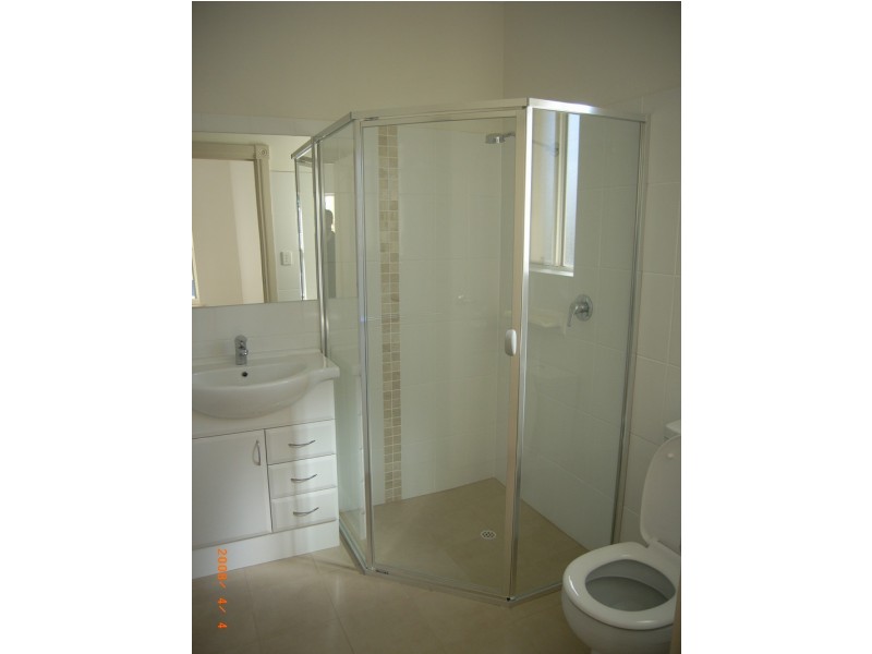 2/18 Third Avenue, Seaton SA 5023