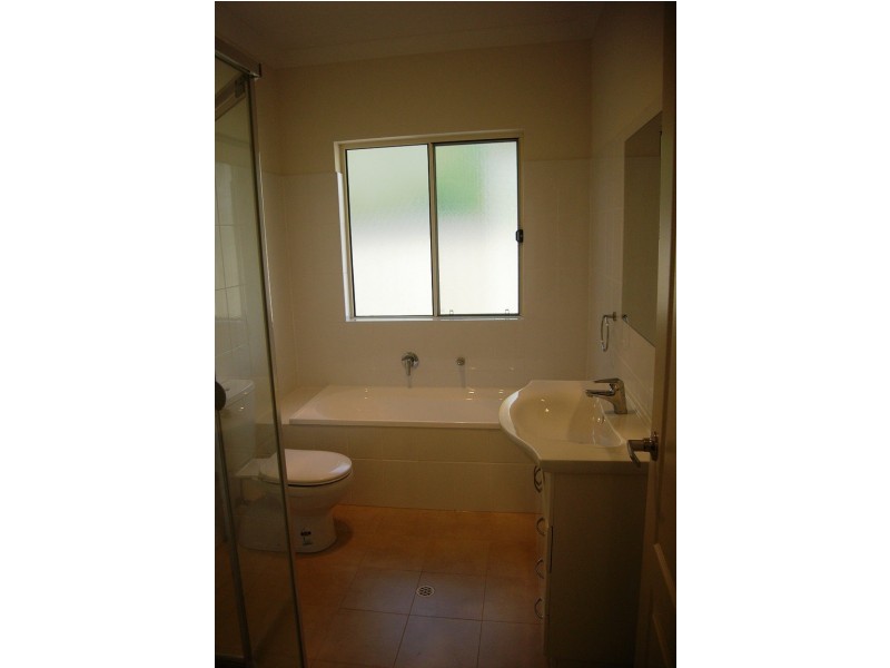 2/18 Third Avenue, Seaton SA 5023