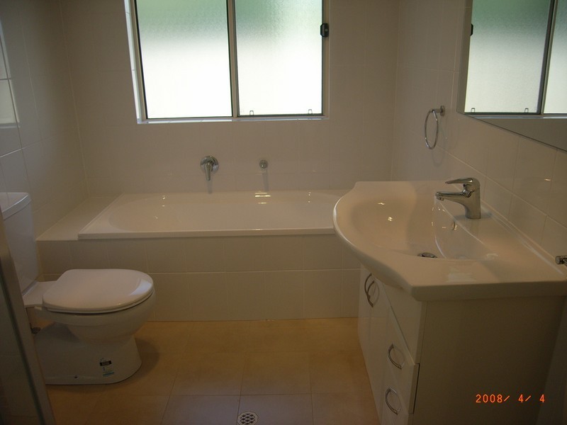 2/18 Third Avenue, Seaton SA 5023