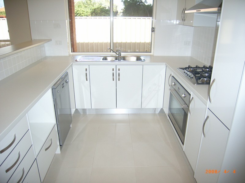 2/18 Third Avenue, Seaton SA 5023