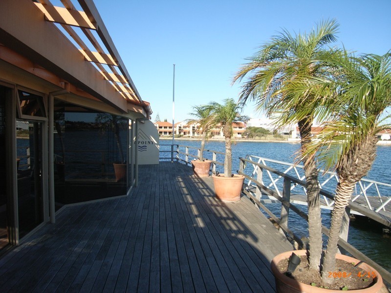 7/24 Martin Court, The Point, West Lakes SA 5021