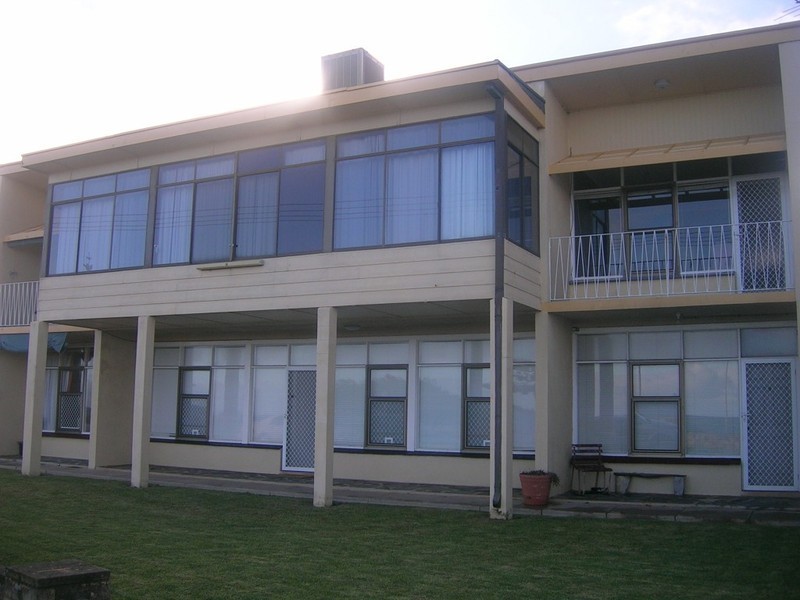 1/62 Seaview Road, West Beach SA 5024