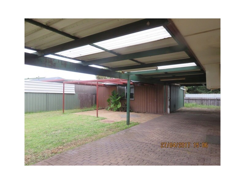 24 Thomas Crescent, Reynella SA 5161