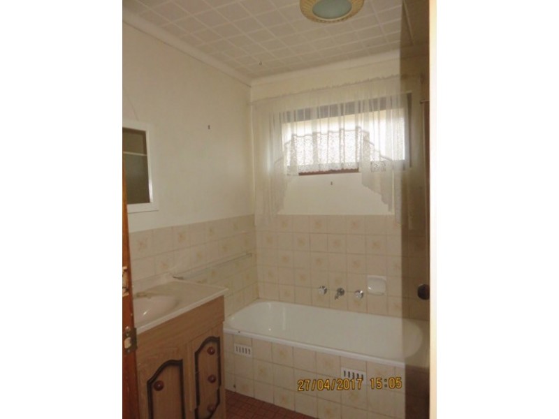 24 Thomas Crescent, Reynella SA 5161