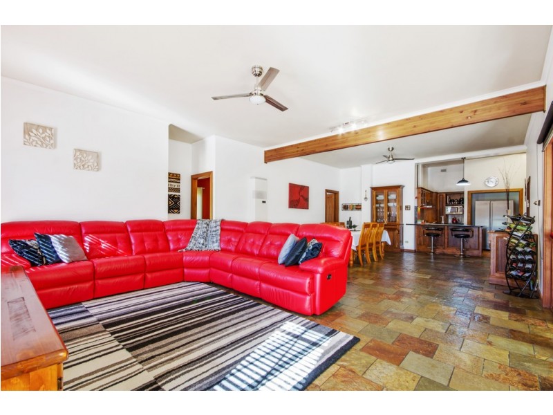 8 Cedar Avenue, Woodville South SA 5011