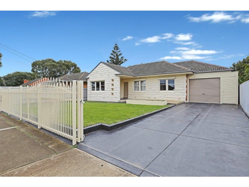 12 Strathbogie Avenue, Findon SA 5023