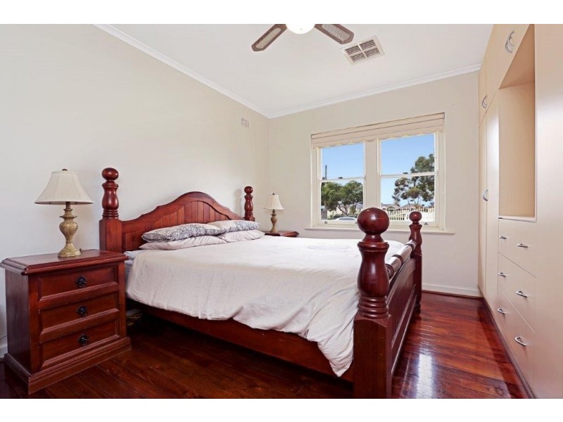 12 Strathbogie Avenue, Findon SA 5023