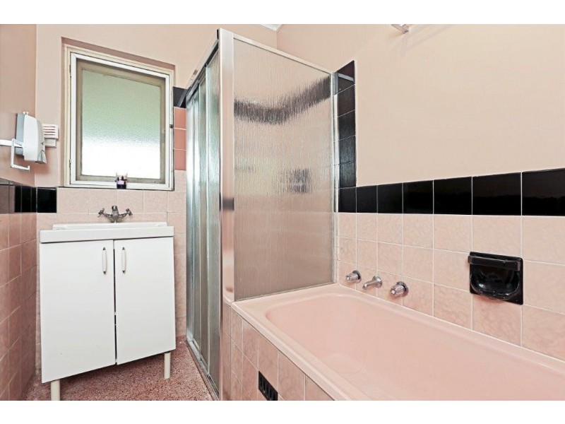 12 Strathbogie Avenue, Findon SA 5023