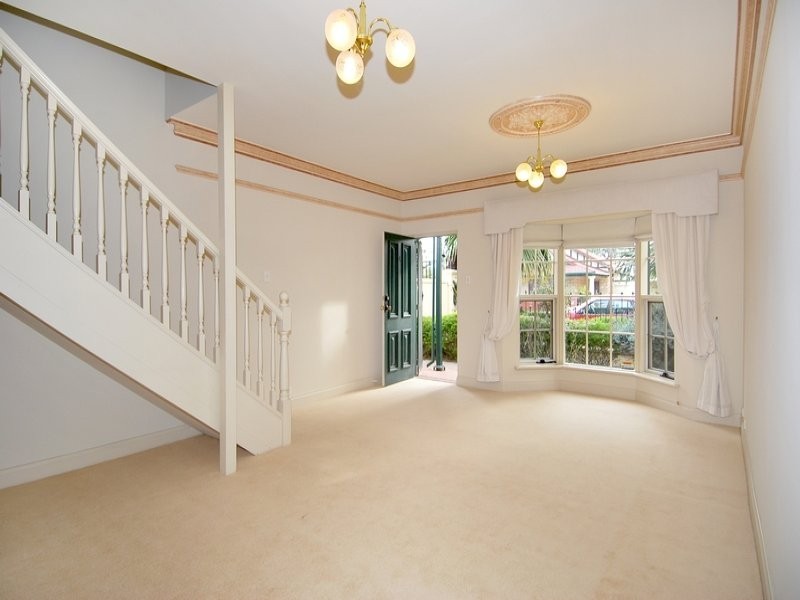 4/12 Old Tapleys Hill Road, Glenelg North SA 5045