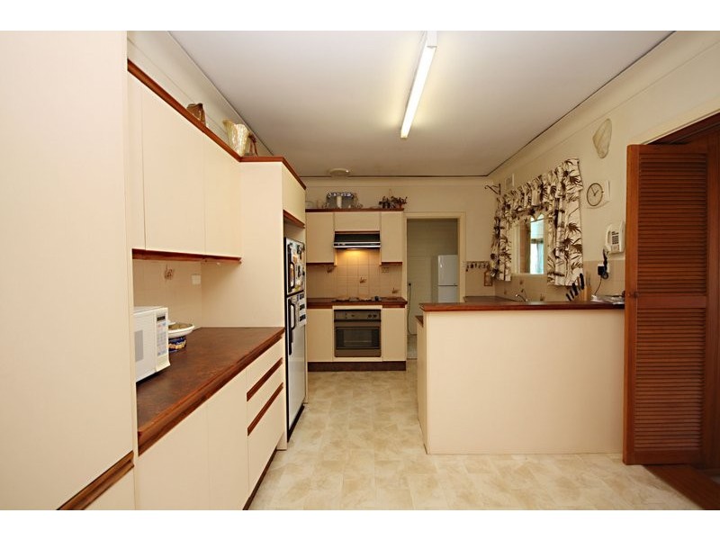 19 Collingwood Avenue, Flinders Park SA 5025