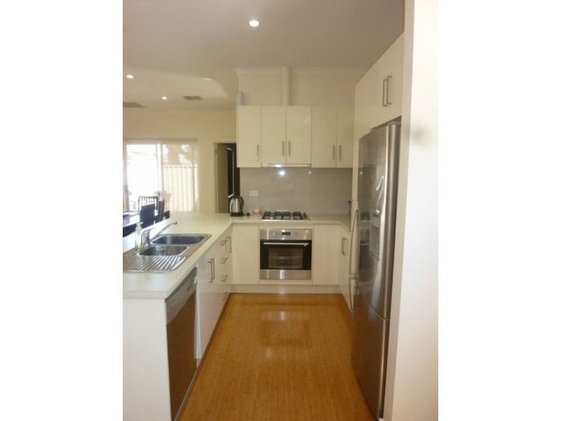 2/19 Clark Terrace, Seaton SA 5023