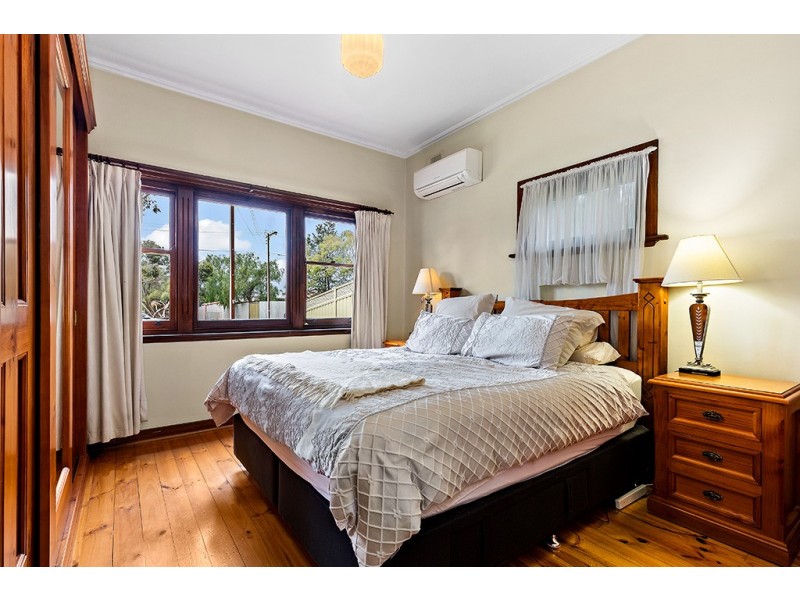 21 Surrey Street, Grange SA 5022