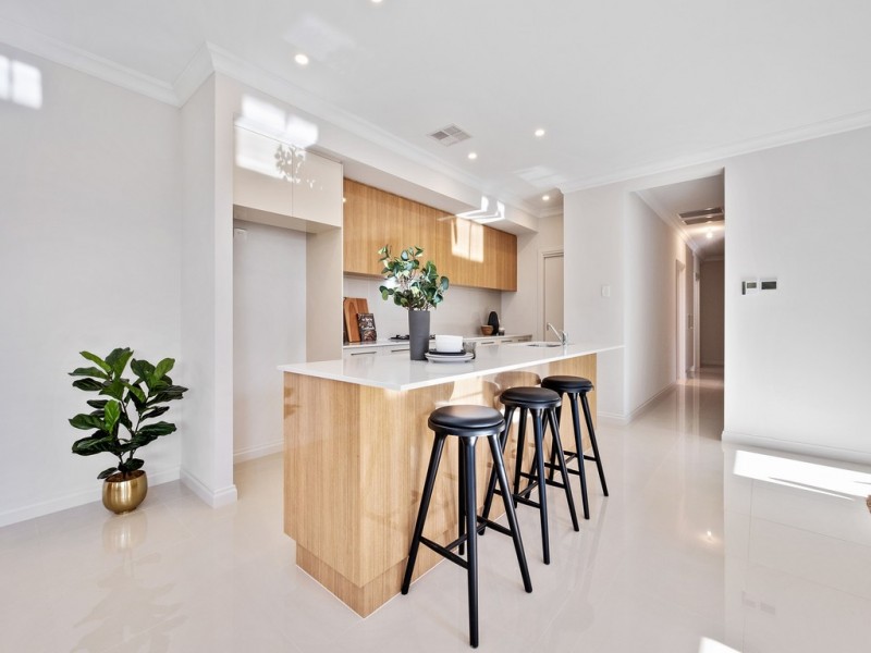 6A Sunset Crescent, Grange SA 5022