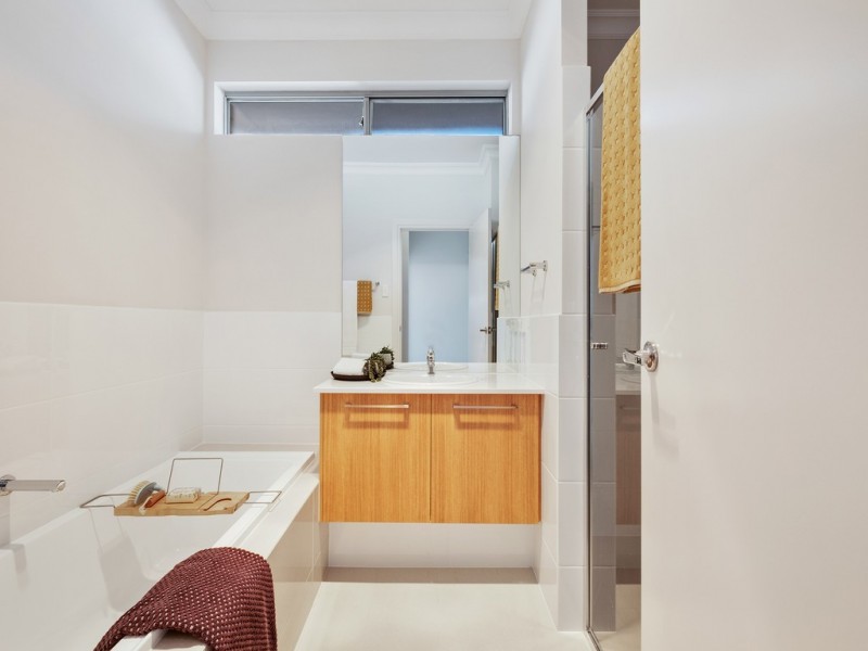 6A Sunset Crescent, Grange SA 5022
