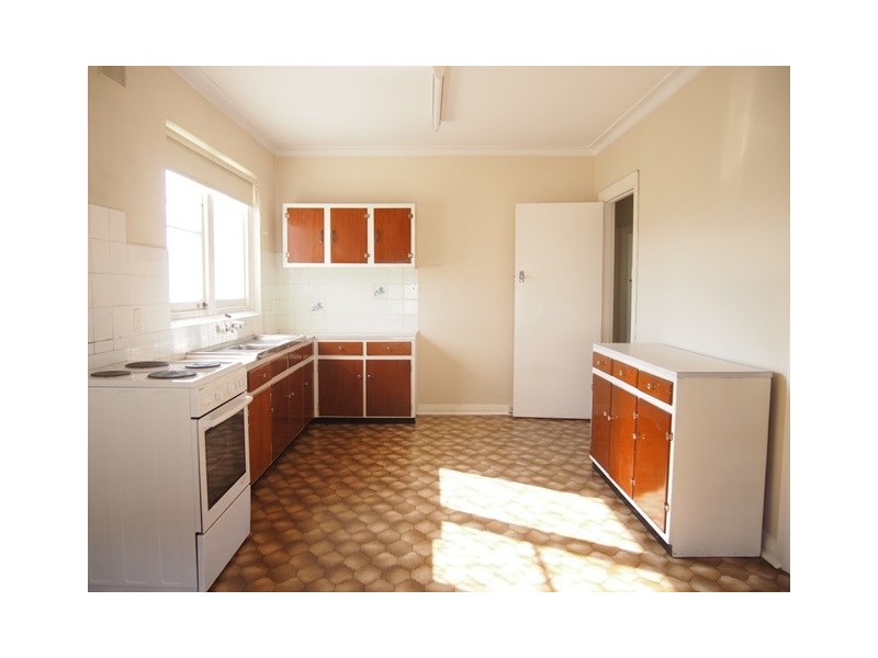 20 Westmoreland Road, Grange SA 5022