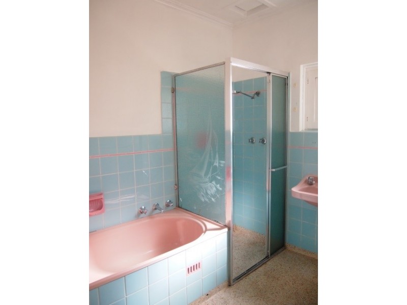 20 Westmoreland Road, Grange SA 5022