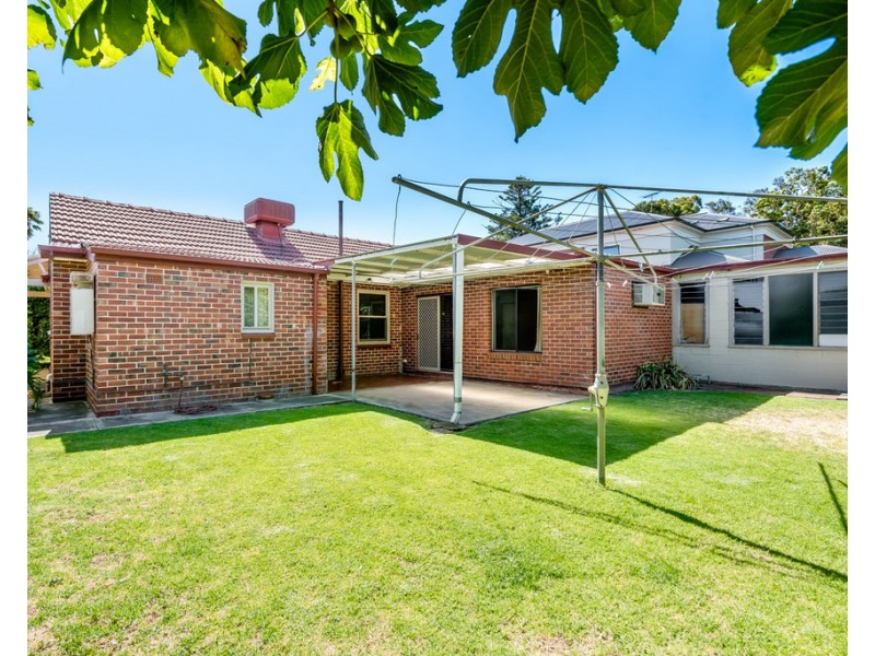 8 Veronica Crescent, Lockleys SA 5032