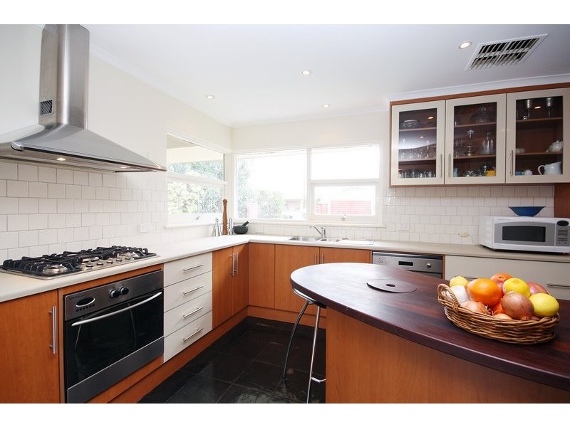 7 Winston Crescent, West Beach SA 5024