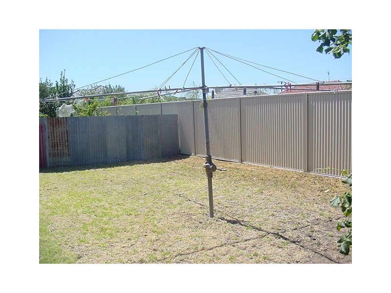 2 Lothian Avenue, Seaton SA 5023